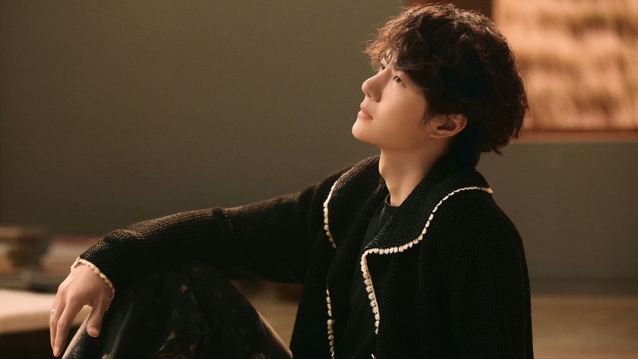 Recent activity shot of Wang Yibo