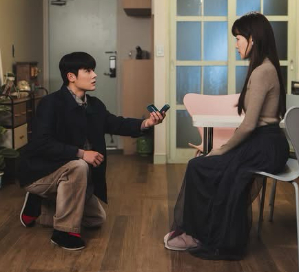 Recent activity shot of Park Minyoung