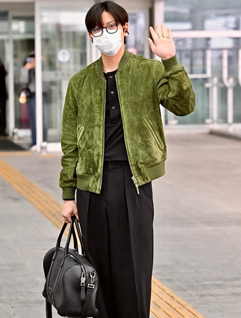 チ・チャンウクのビハインドカット