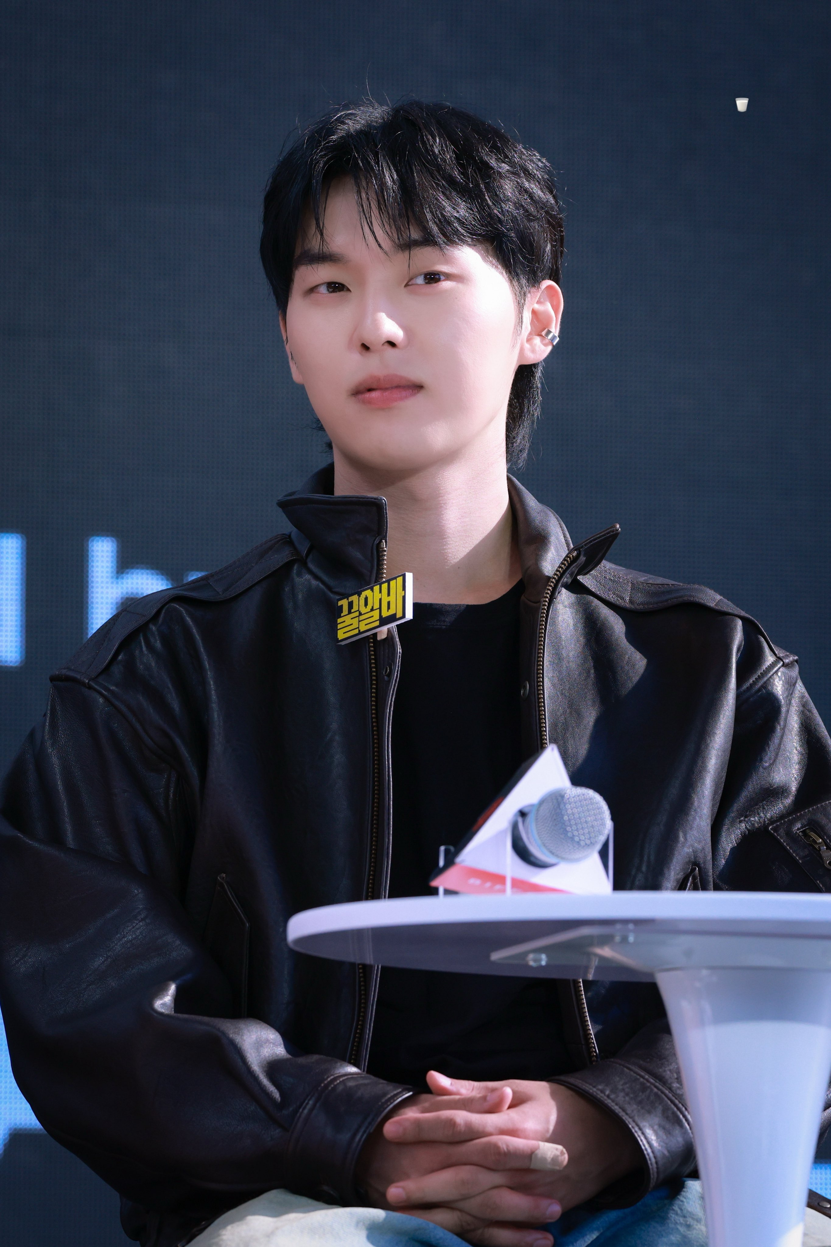 Behind-the-scenes cut of Choi Hyunwook