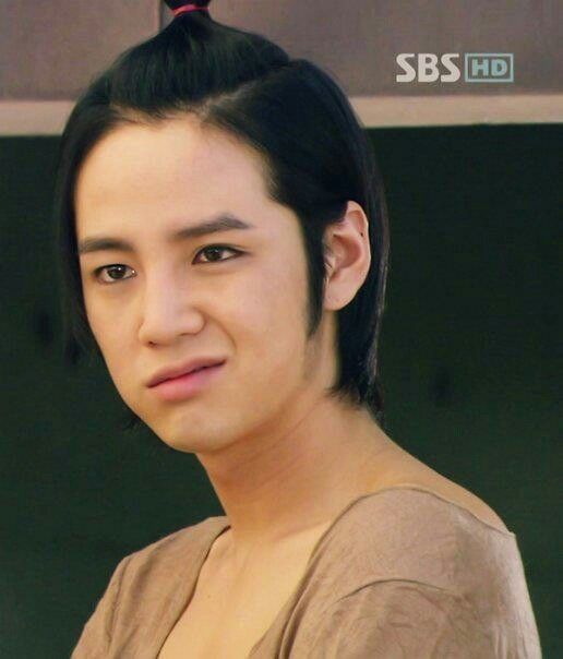 Latest photo of Jang Geunsuk