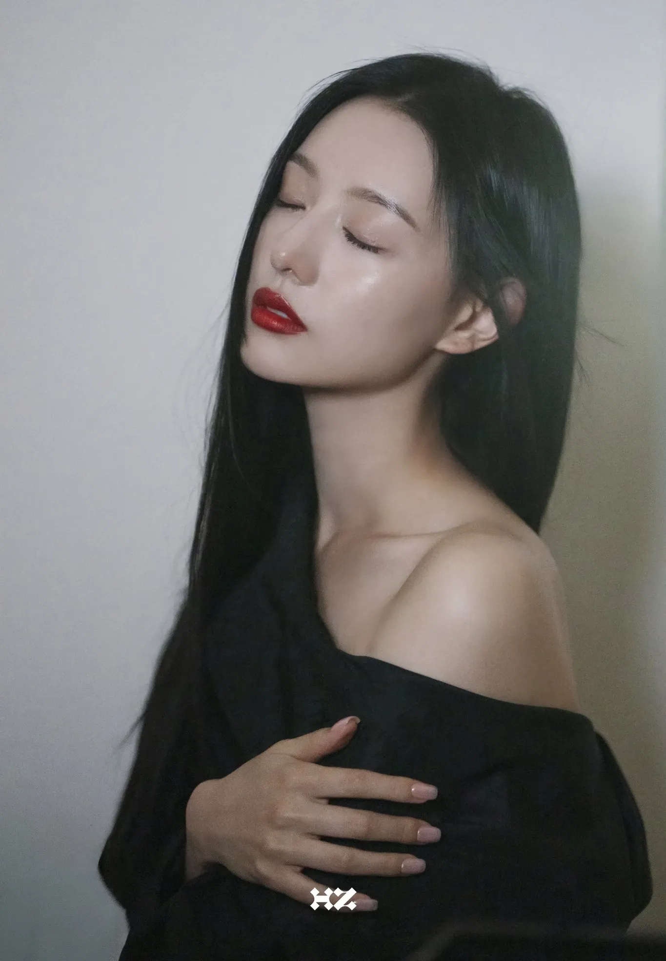 Recent activity shot of Kim Jiwon