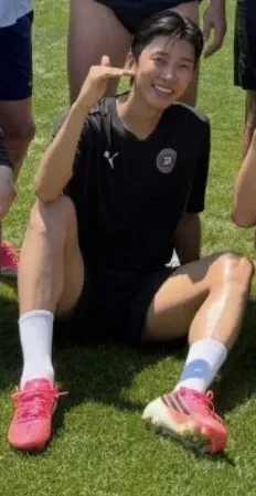 Foto kegiatan terbaru dari Lim Youngwoong