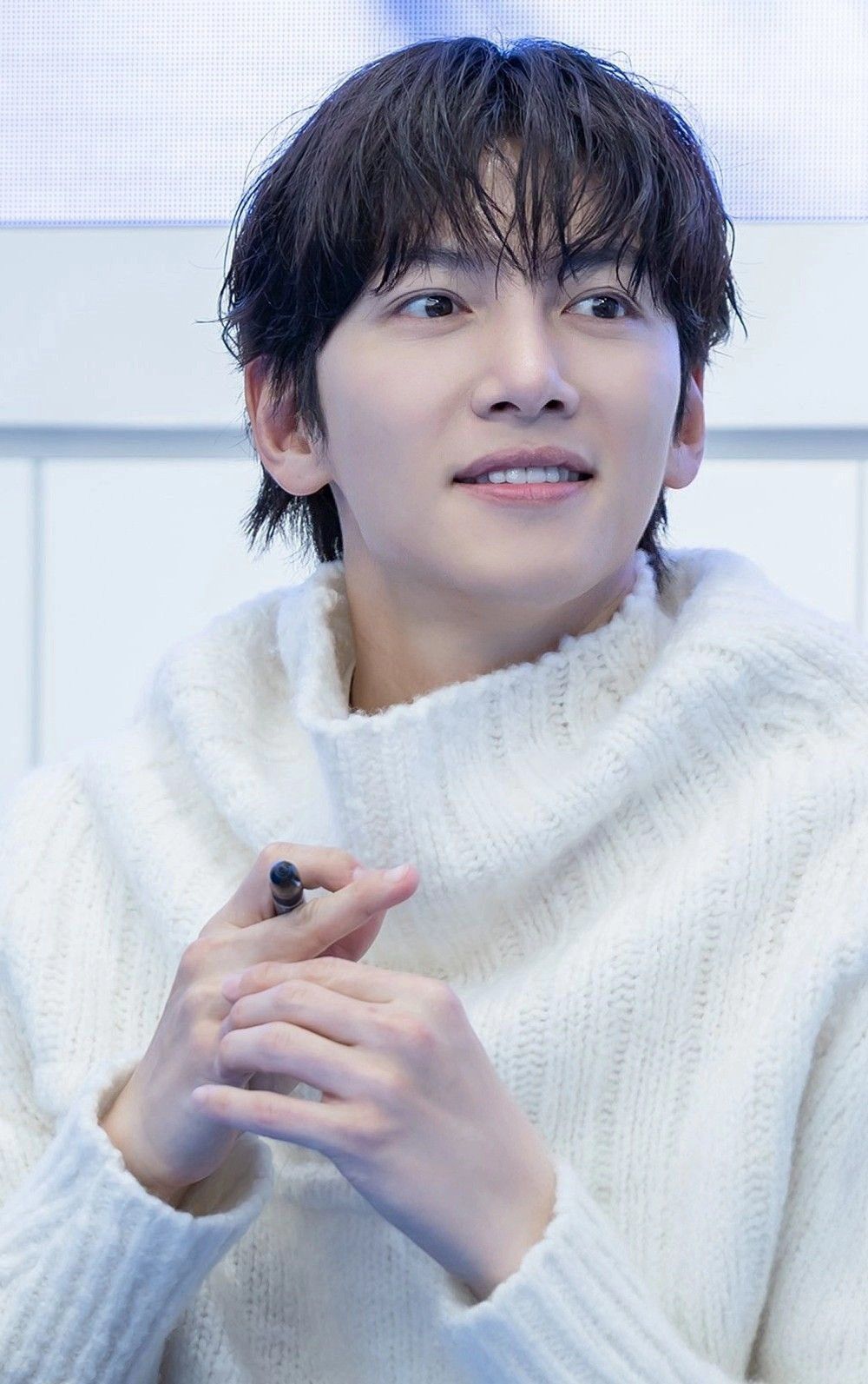 Recent activity shot of Ji Changwook