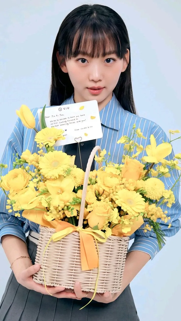 A moment captured by a fan of Jin Ki-Joo
