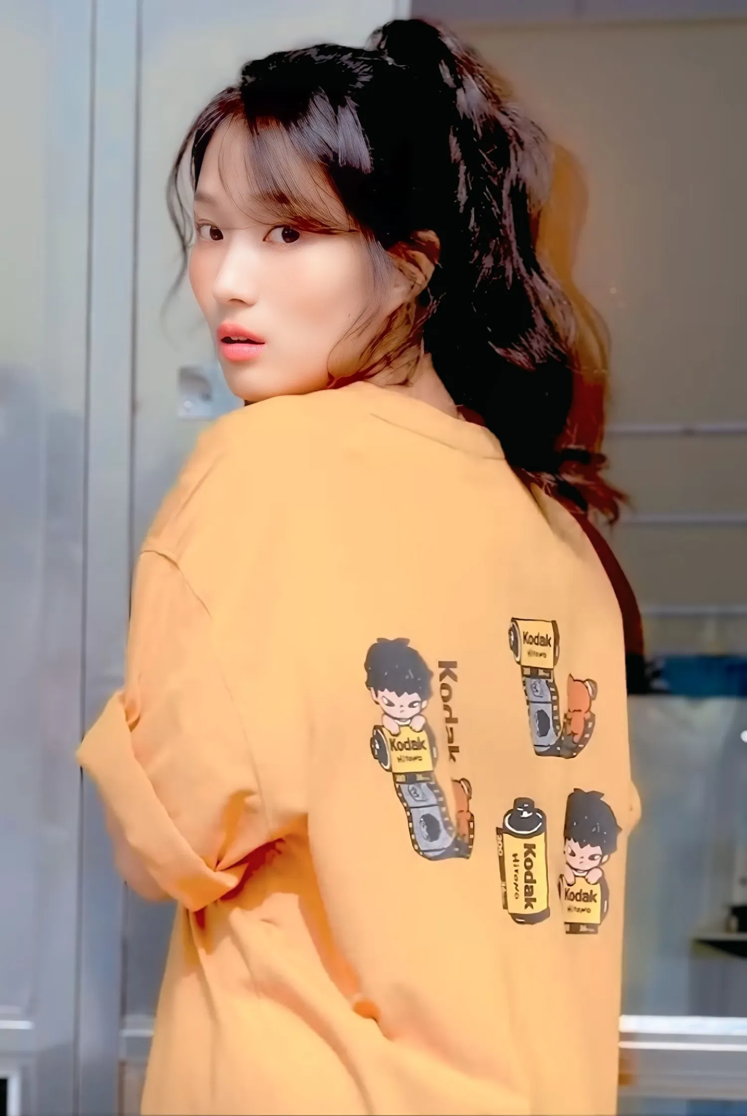 A moment captured by a fan of Kim Hyeyoon