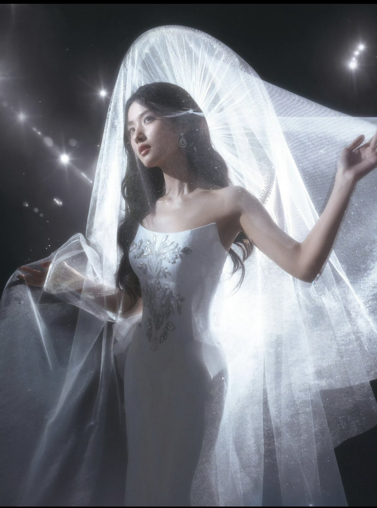 Recent activity shot of Lu Yuxiao