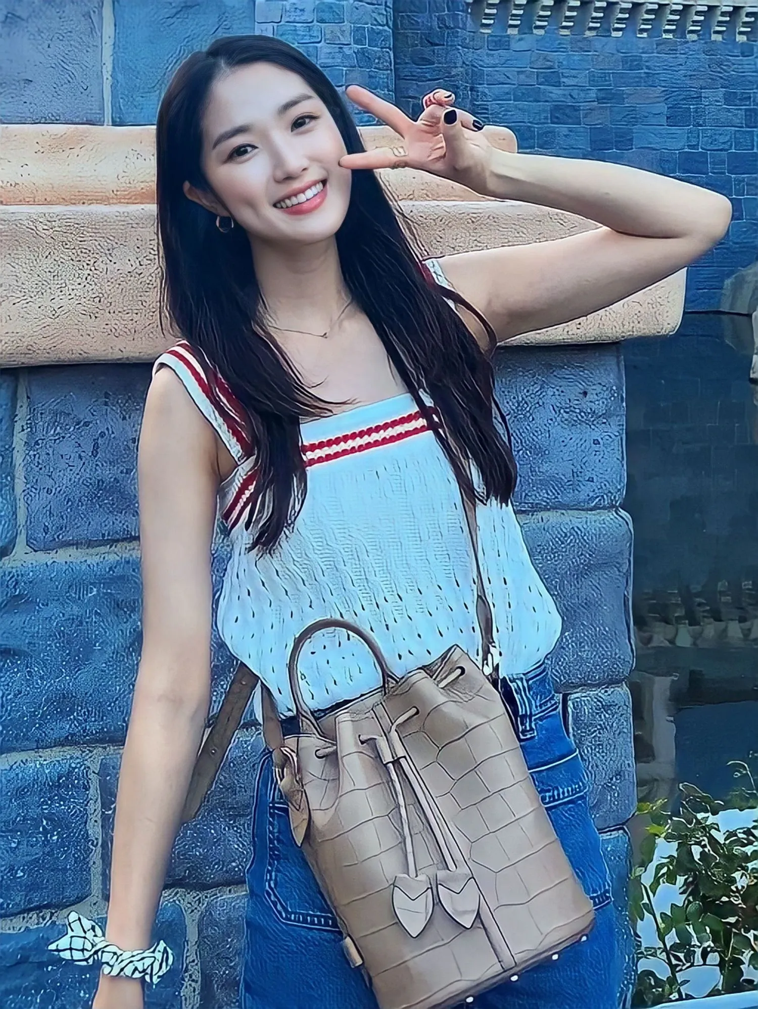 Latest photo of Kim Hyeyoon