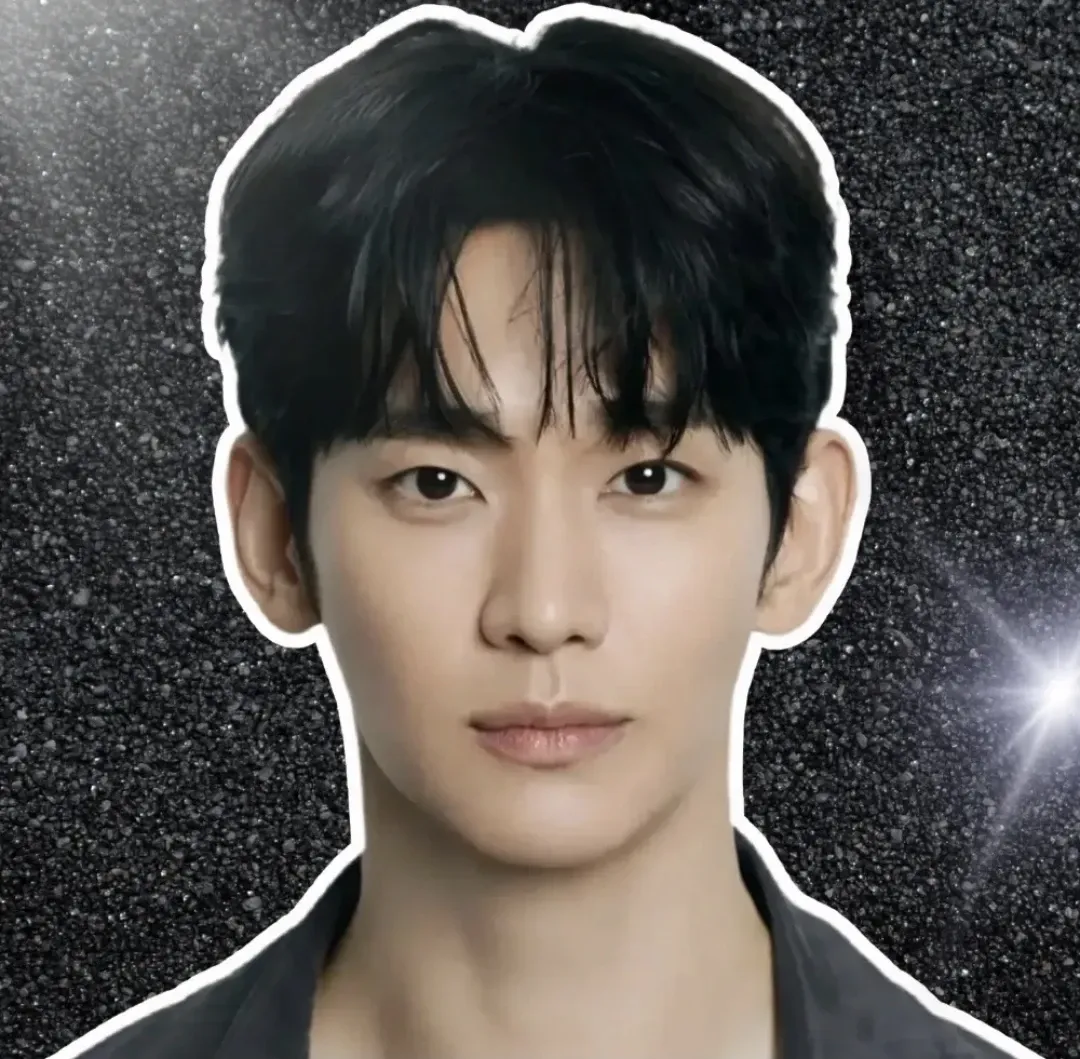 Recent activity shot of Kim Soohyun