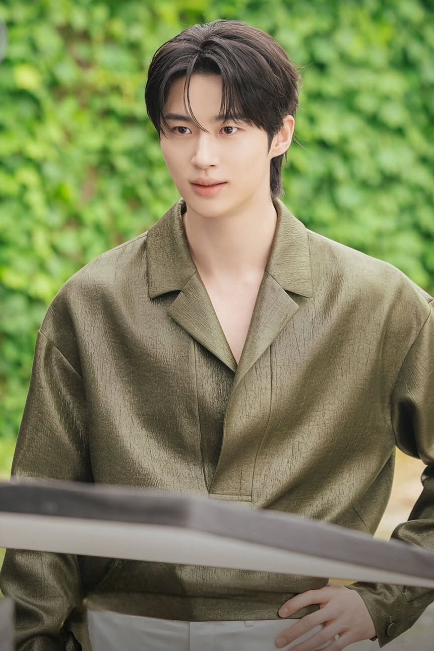 A moment captured by a fan of Byeon Wooseok