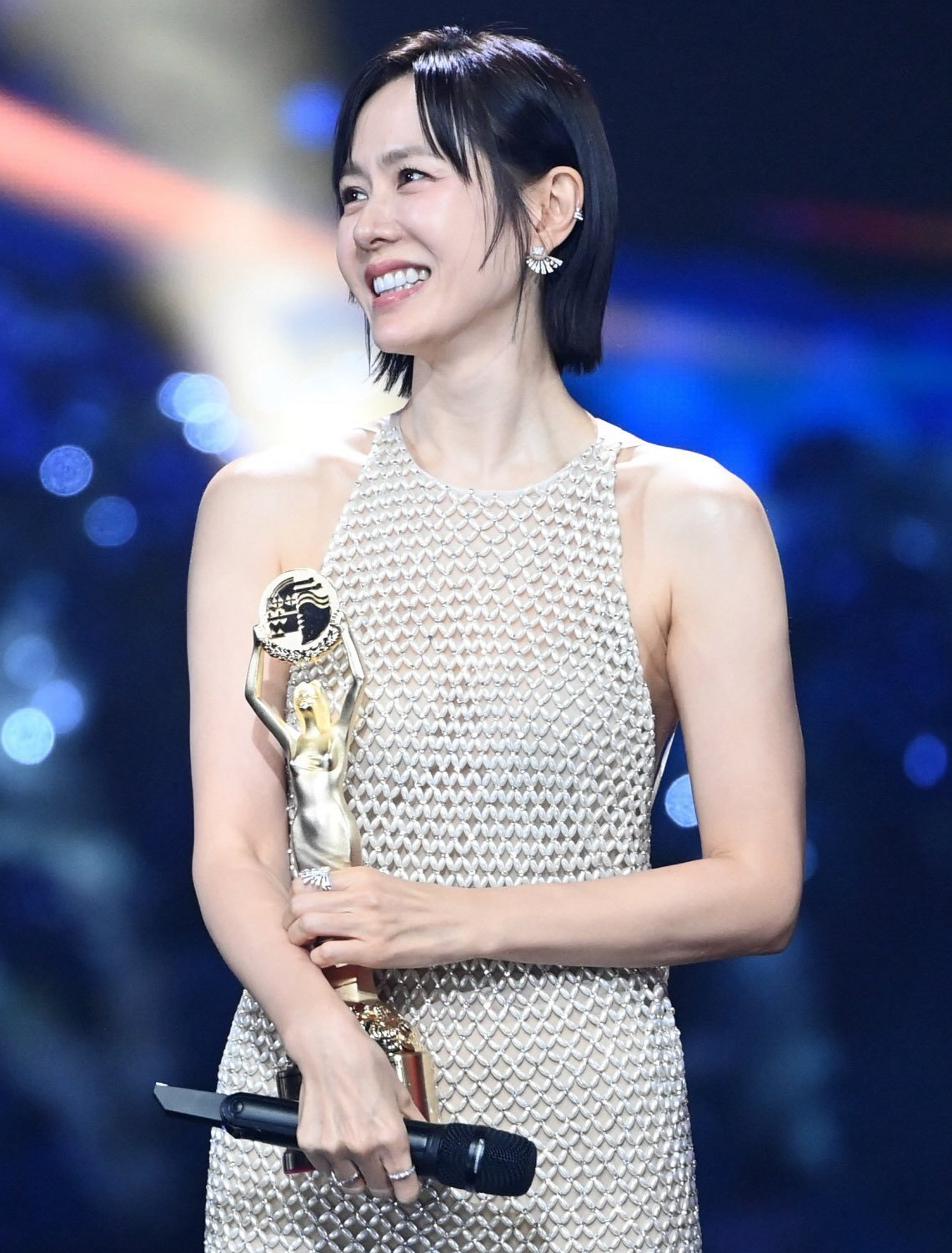 孙艺珍的近期活动照