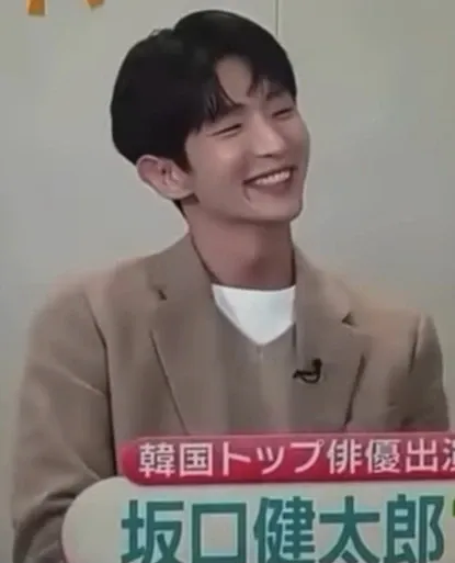 Explosively popular post in Choeaedol Celeb community