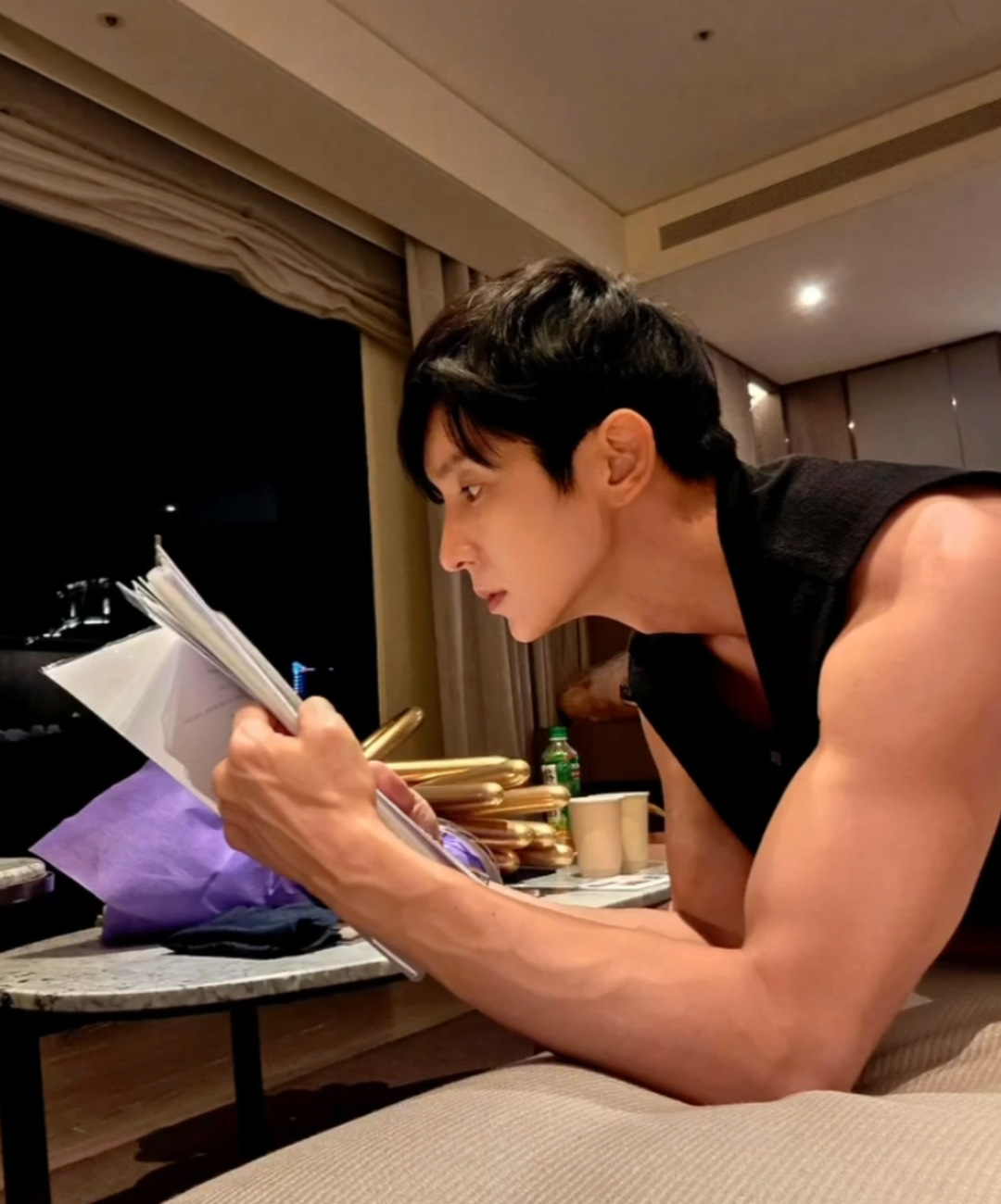 A moment captured by a fan of Lee Joongi