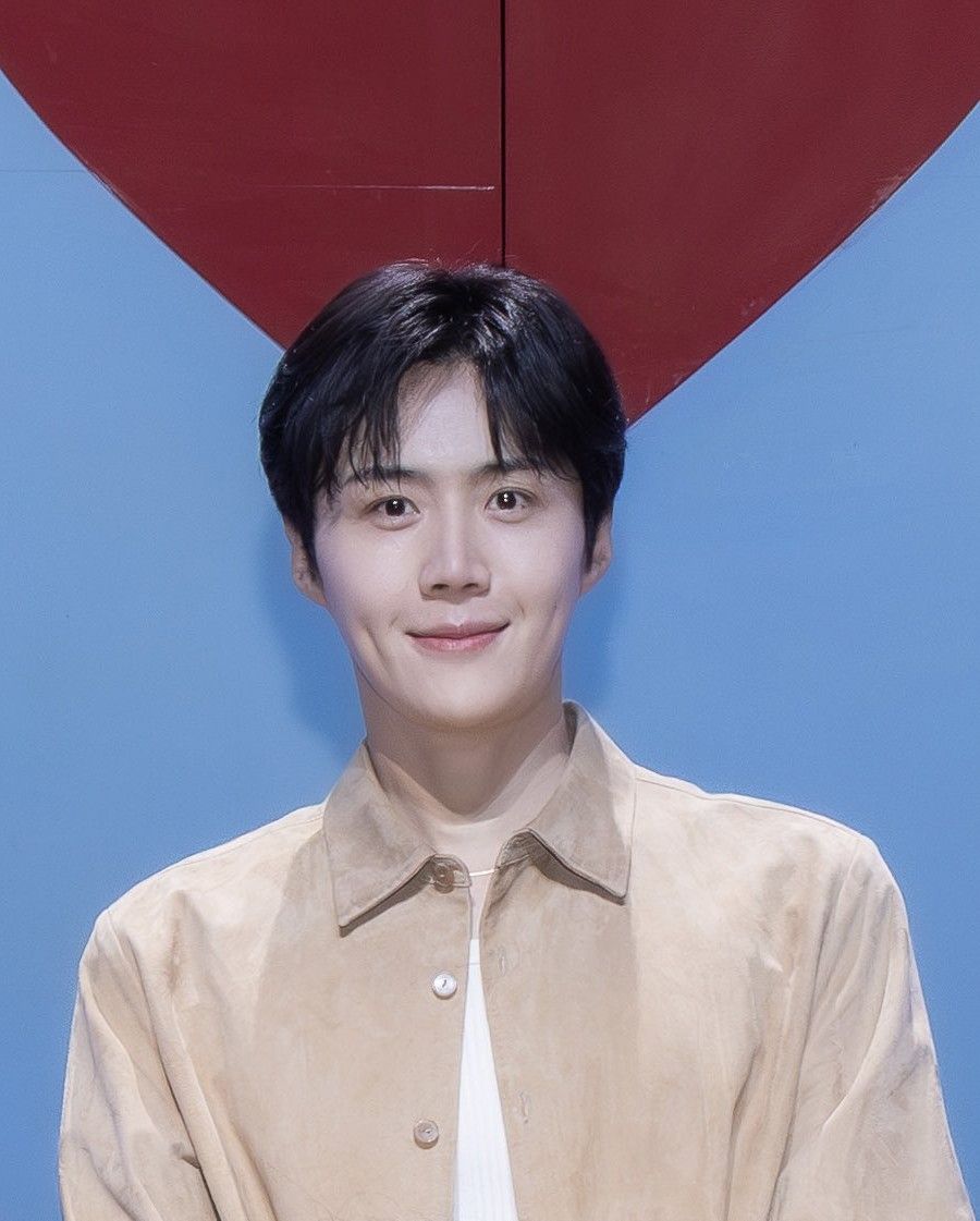 Foto kegiatan terbaru dari Kim Seonho