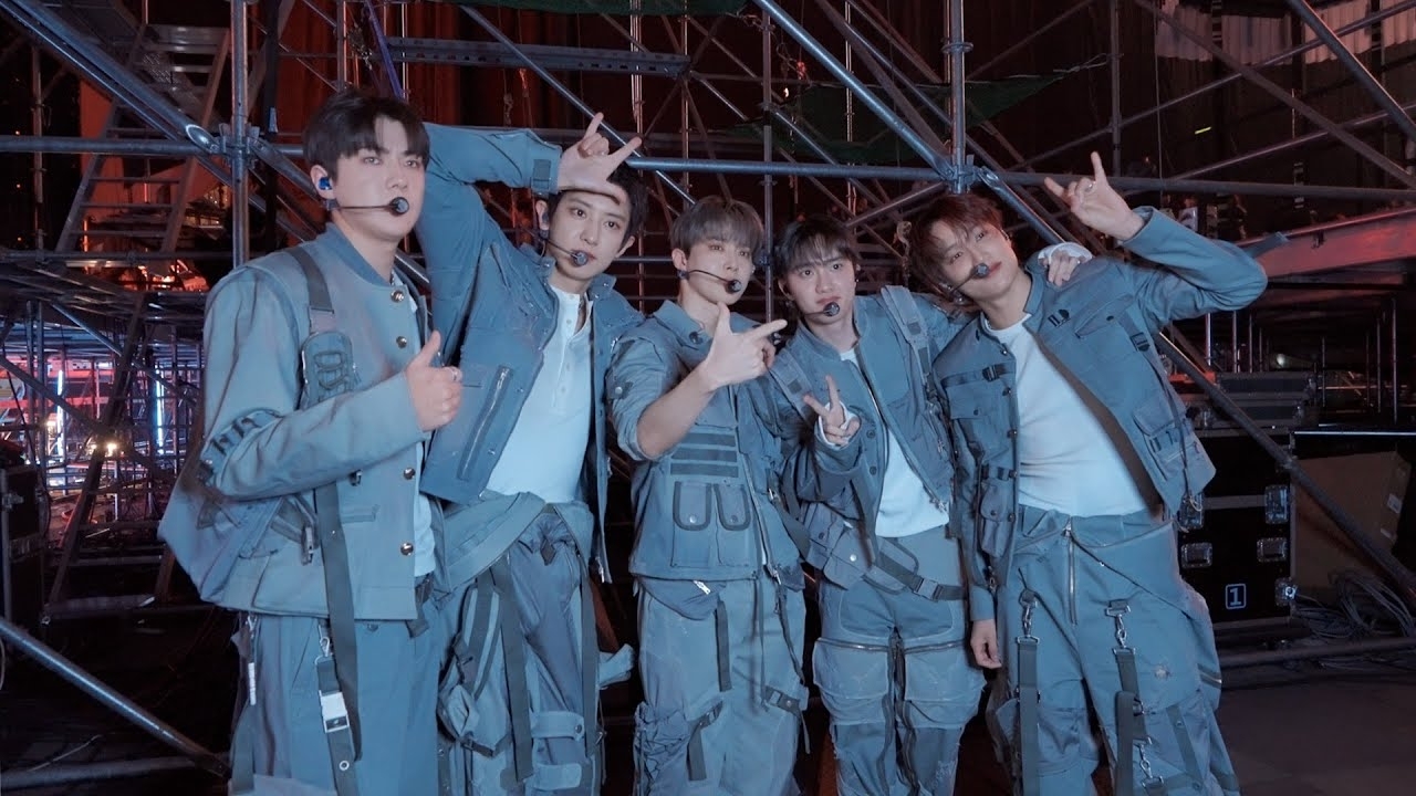 都暻秀 (D.O.)的最新照片