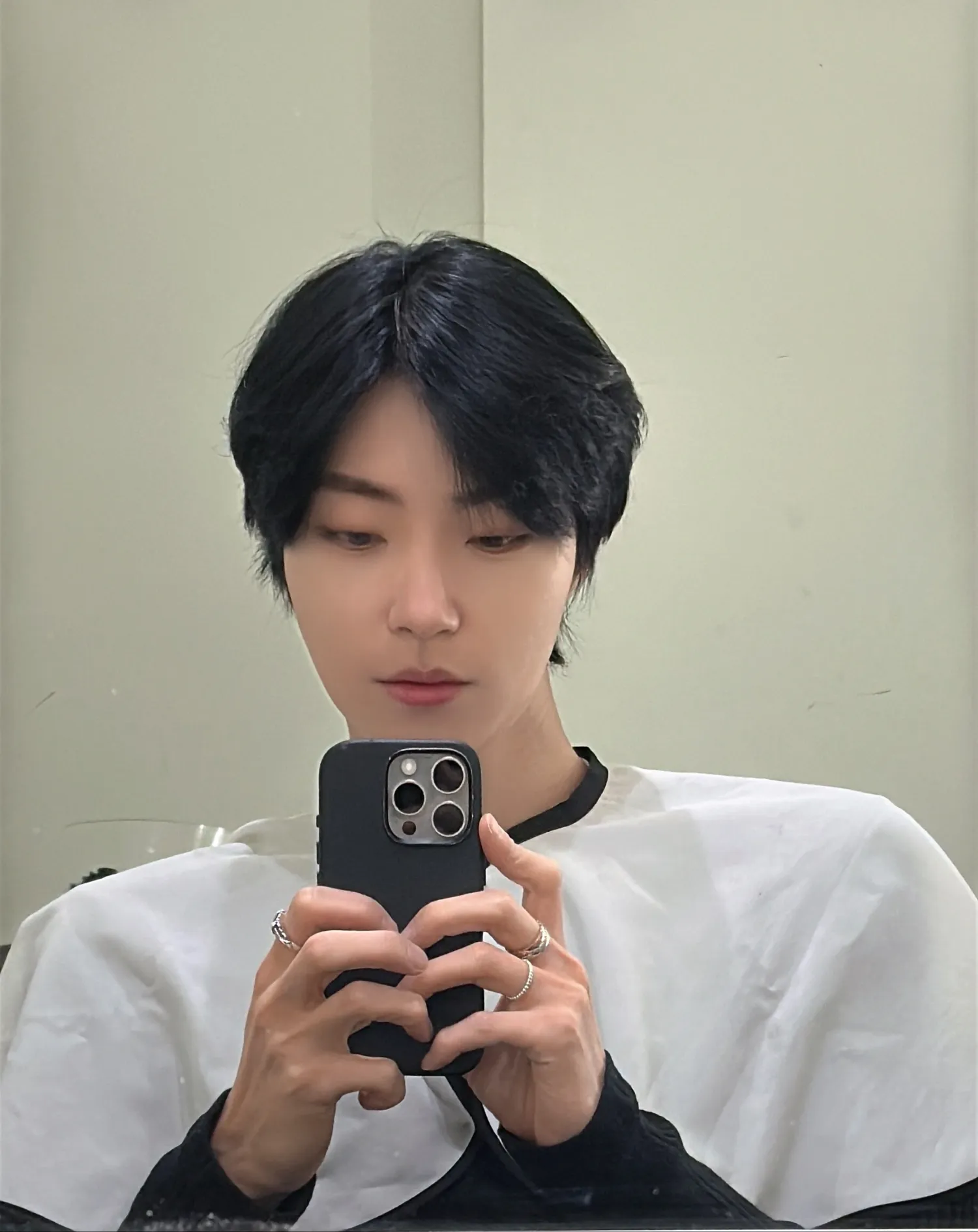 황인엽 최근 활동샷