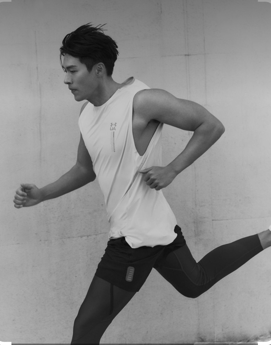 A moment captured by a fan of Hyun Bin