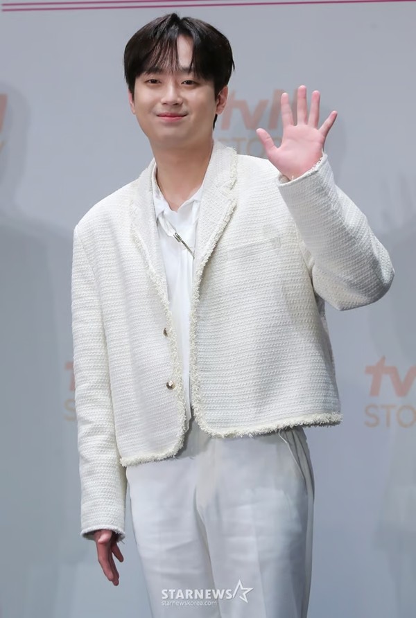 イ・チャンウォンの最近の活動ショット