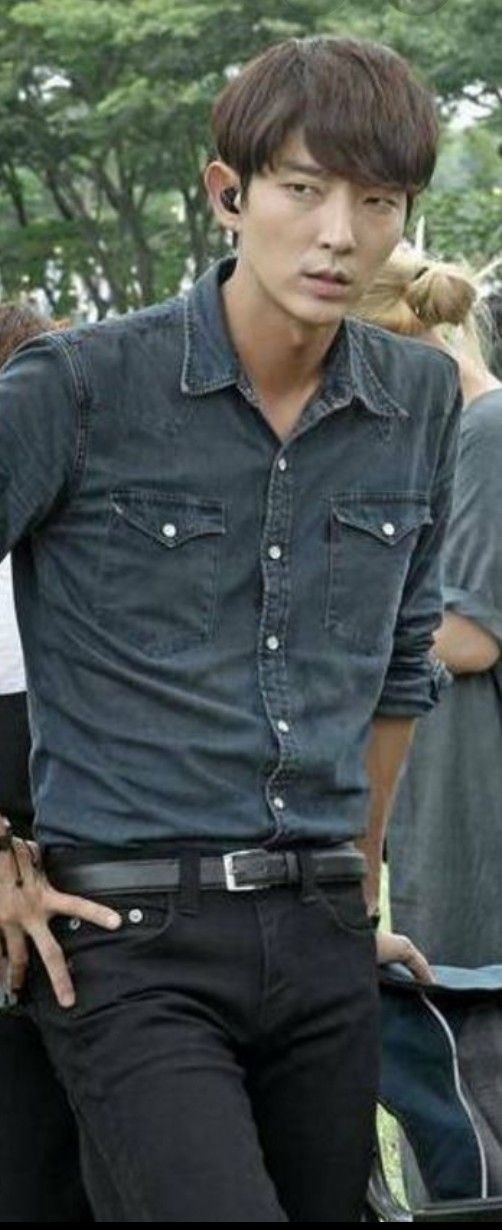 Latest photo of Lee Joongi