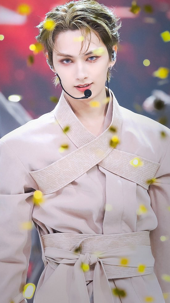 Wen Junhui background image recommended by Choeaedol Celeb fandom