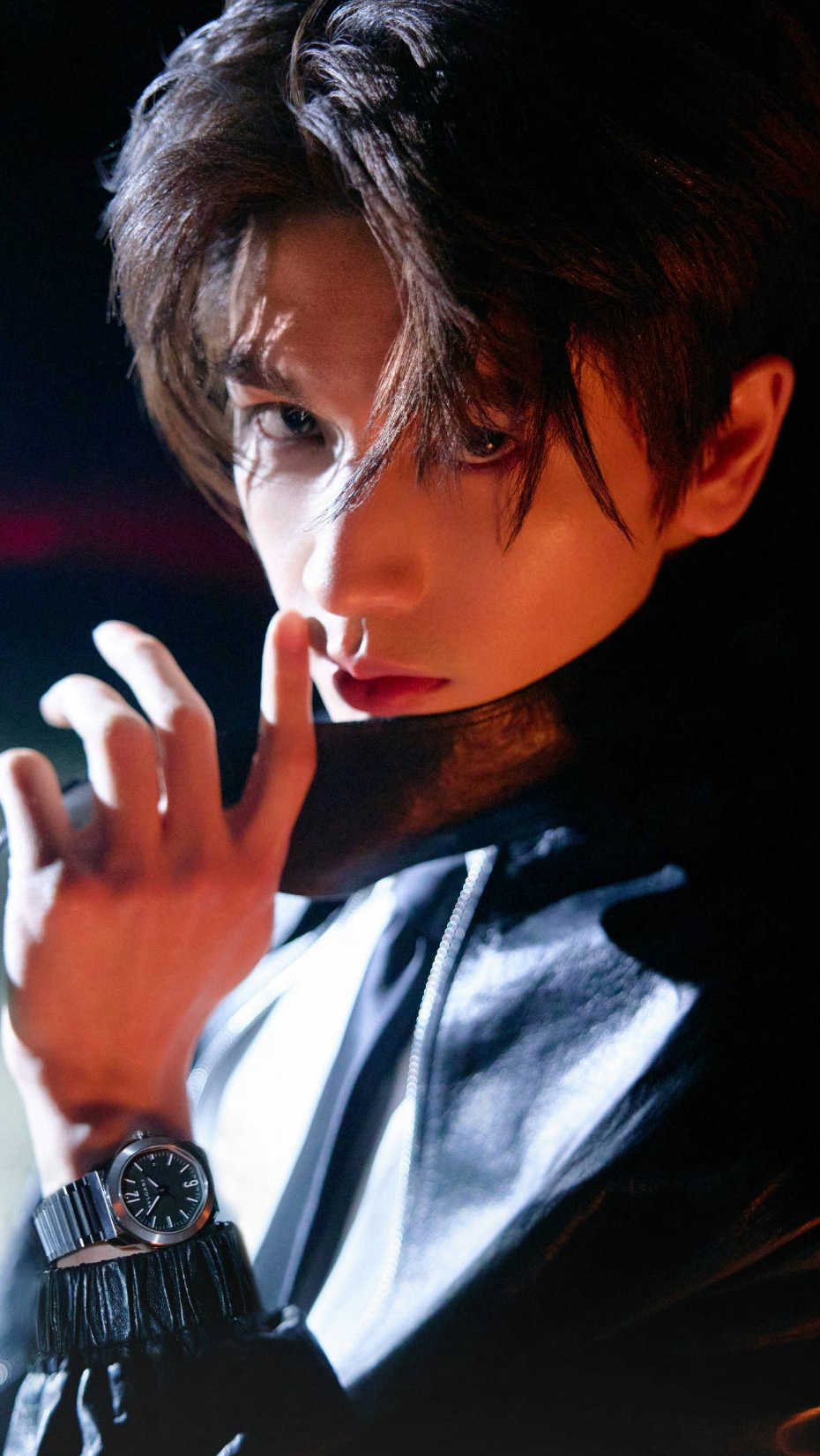Behind-the-scenes cut of Zhang Linghe