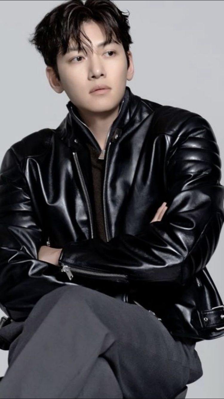 Latest photo of Ji Changwook