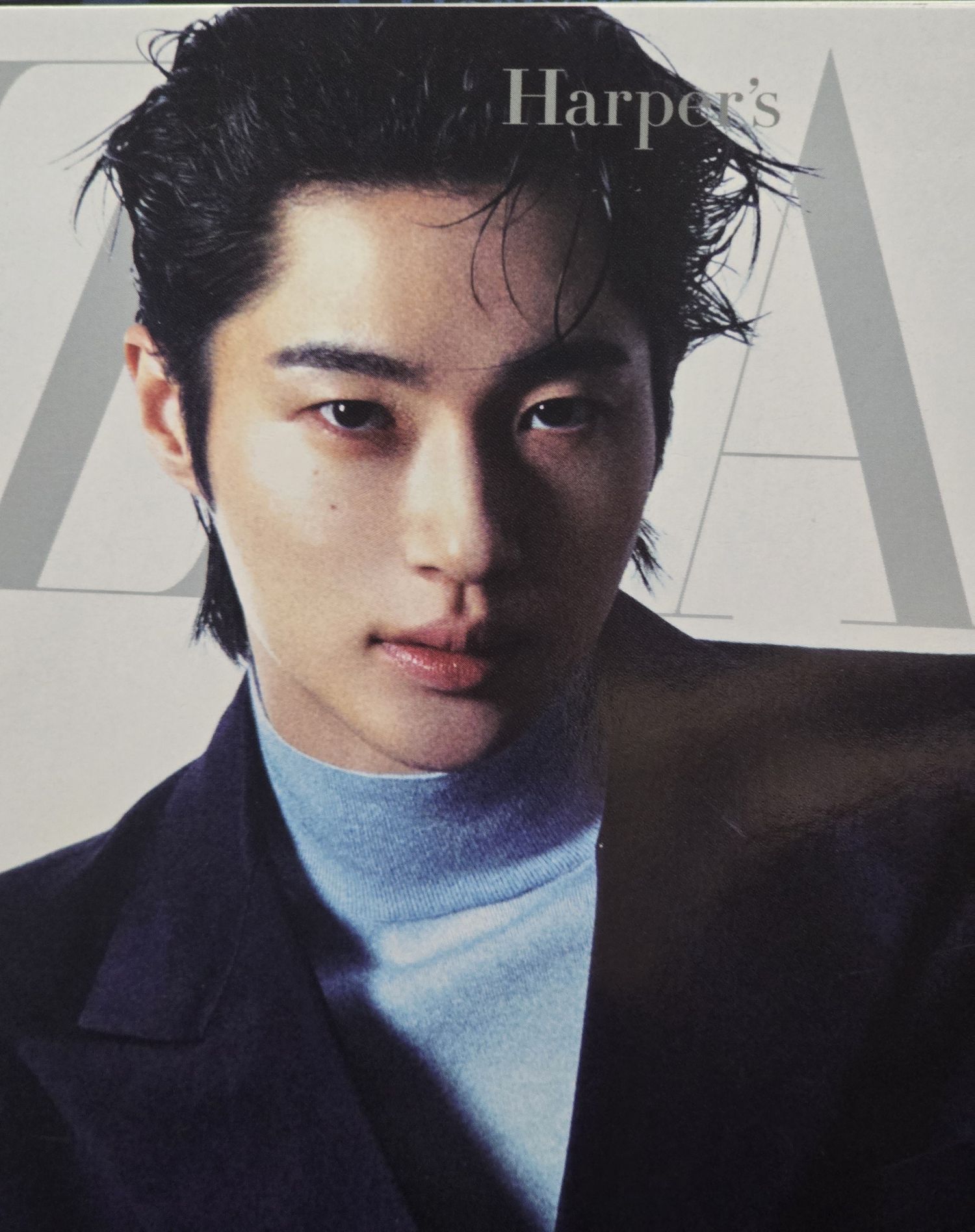 Behind-the-scenes cut of Byeon Wooseok