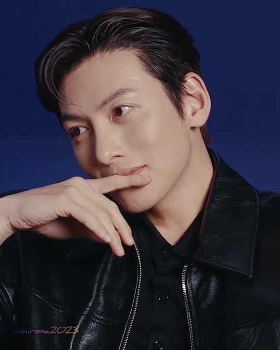 Behind-the-scenes cut of Ji Changwook