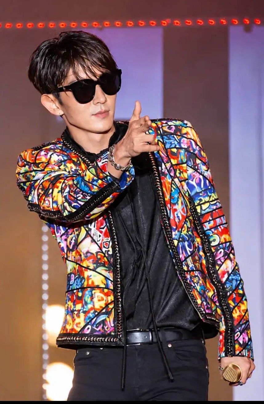 이준기 최근 활동샷