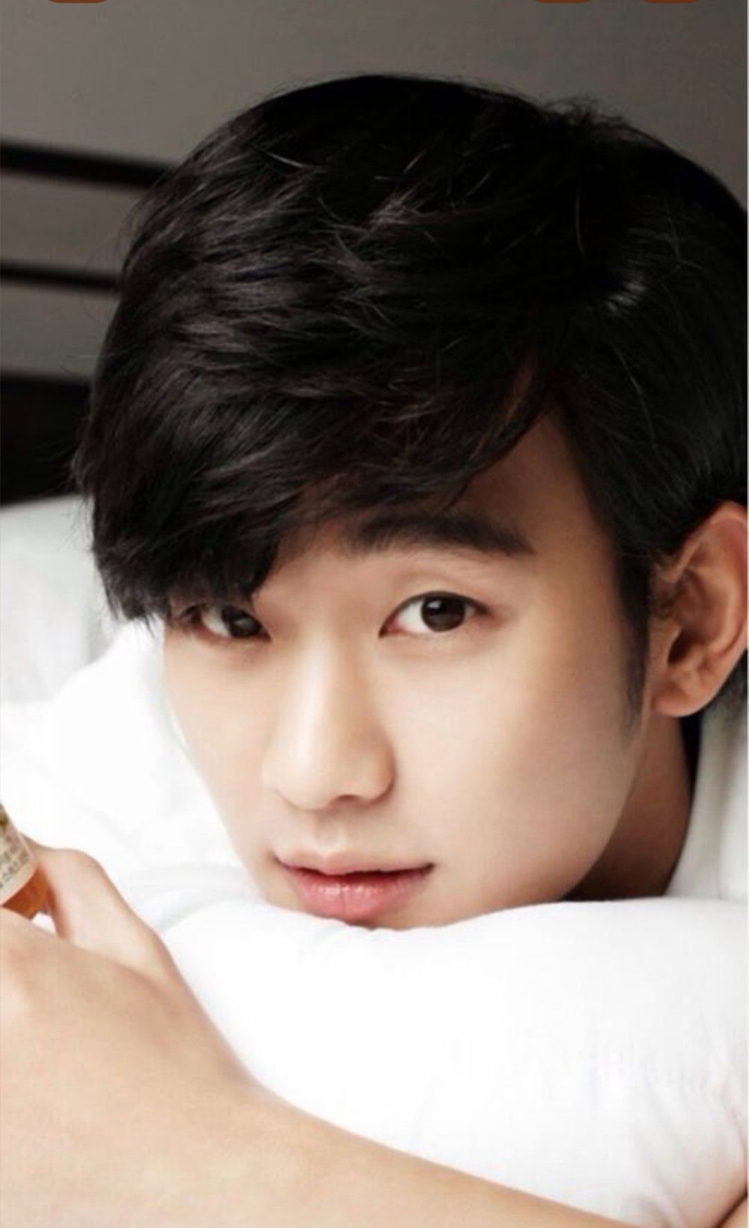 金秀賢的最新照片