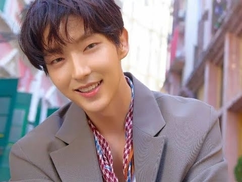 Behind-the-scenes cut of Lee Joongi