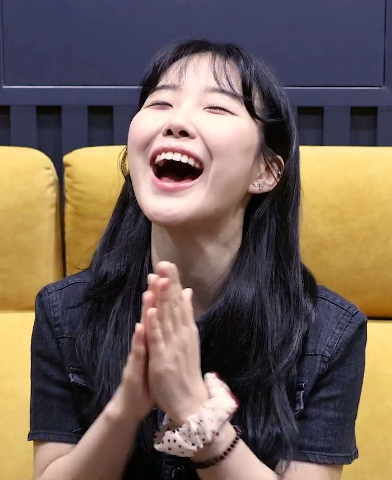 Behind-the-scenes cut of Hong Seongyun