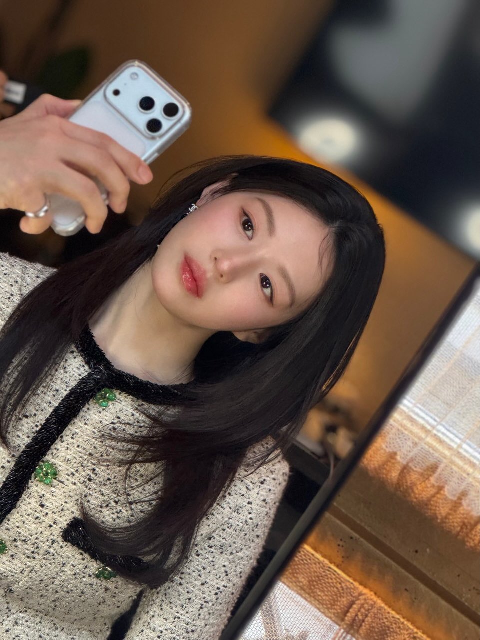 Currently spotlighted celeb post