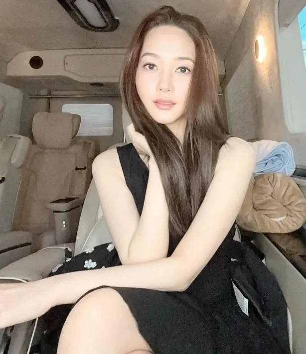 A moment captured by a fan of Park Minyoung