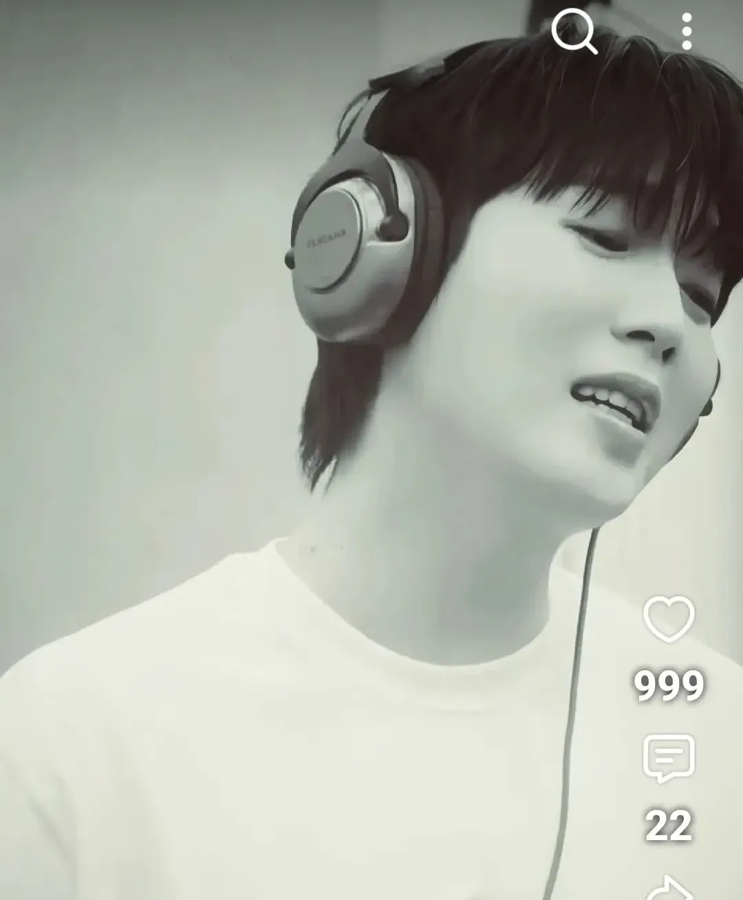 A moment captured by a fan of Son Taejin