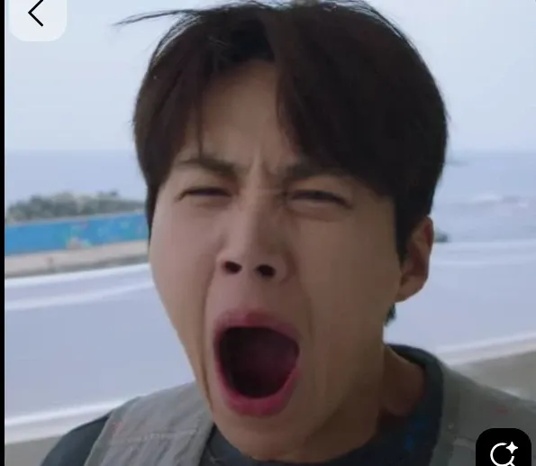 Behind-the-scenes cut of Kim Seonho