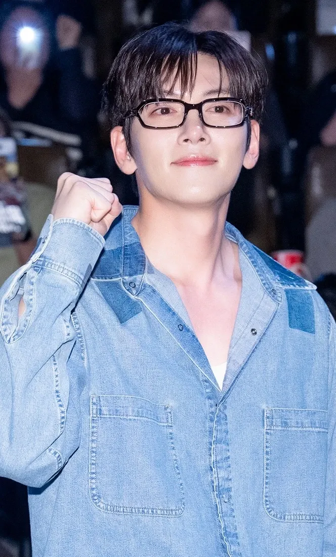 Recent activity shot of Ji Changwook