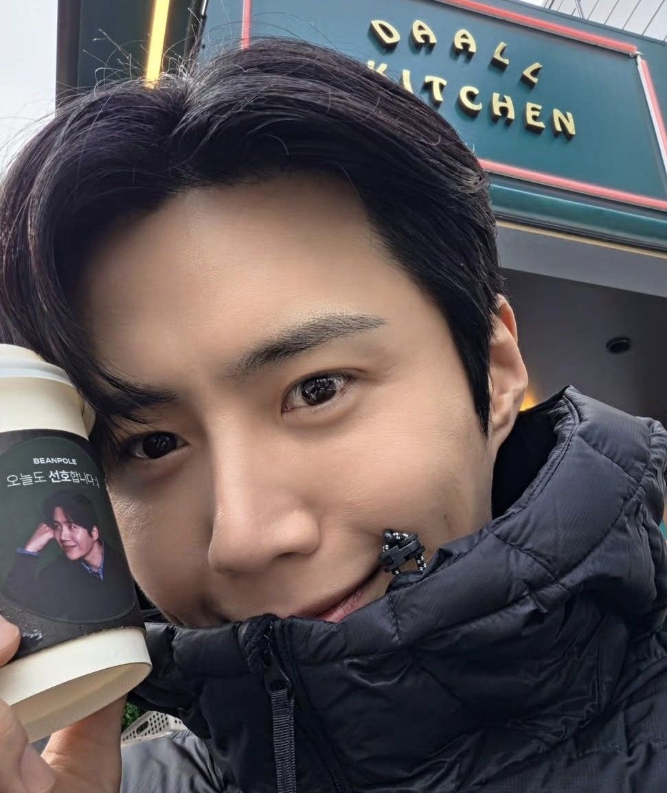 Latest photo of Kim Seonho