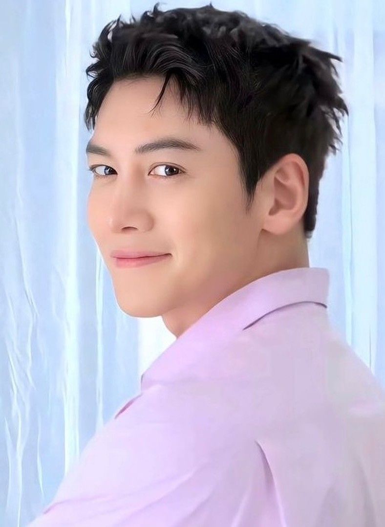 A moment captured by a fan of Ji Changwook