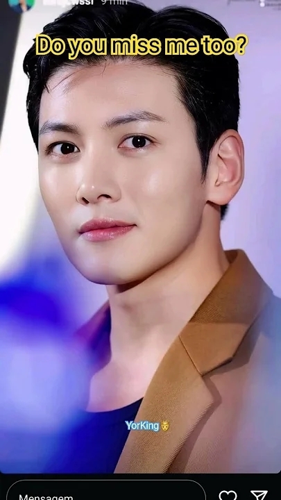 A moment captured by a fan of Ji Changwook