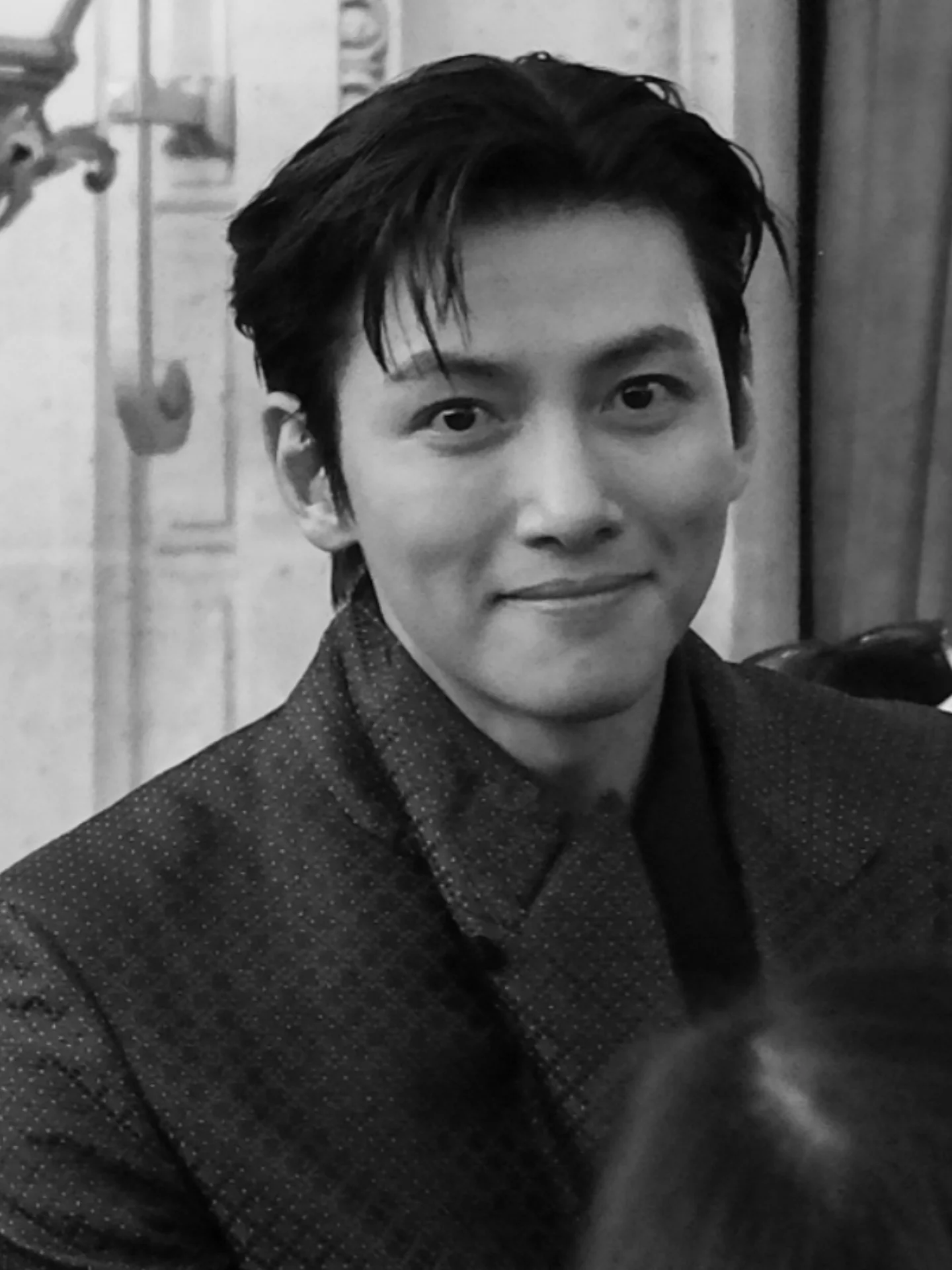 粉丝拍下的池昌旭瞬间