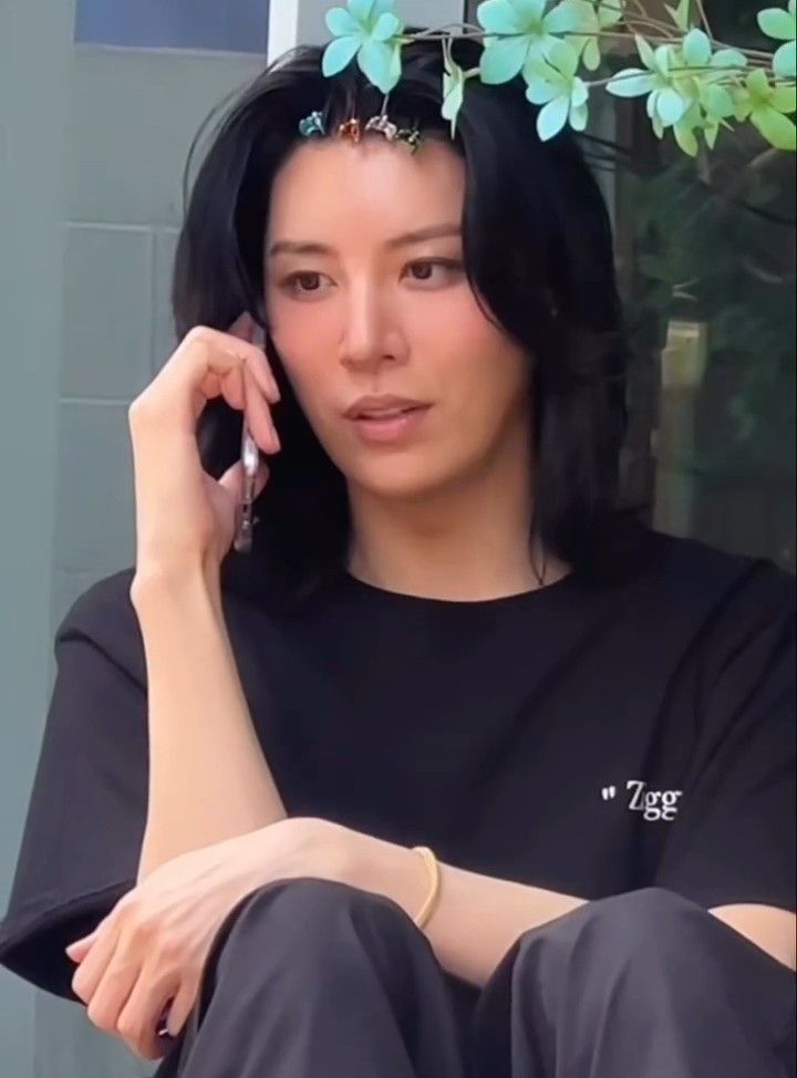 粉丝拍下的鲁敏宇瞬间