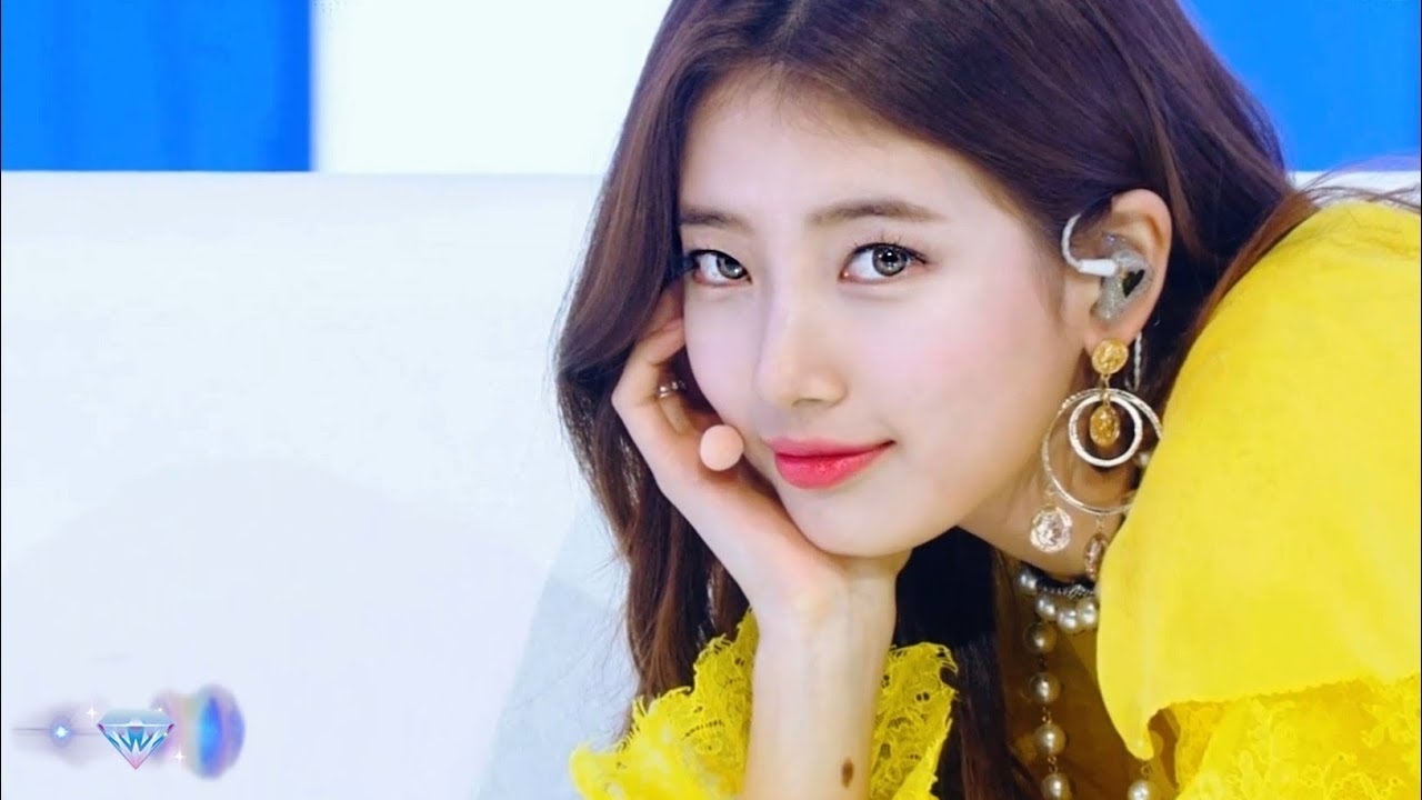 Behind-the-scenes cut of Bae Suzy
