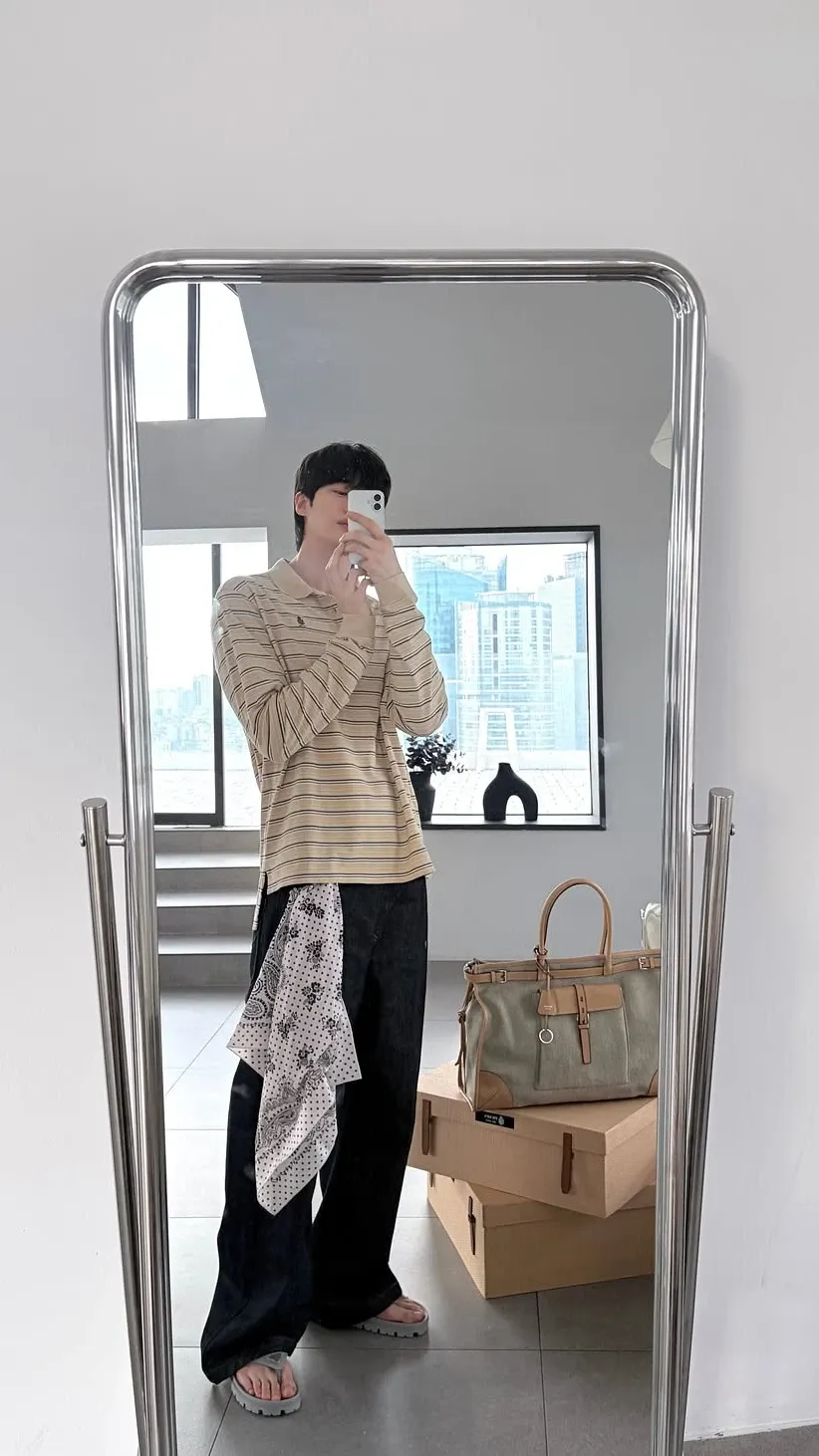 Byeon Wooseok background image recommended by Choeaedol Celeb fandom