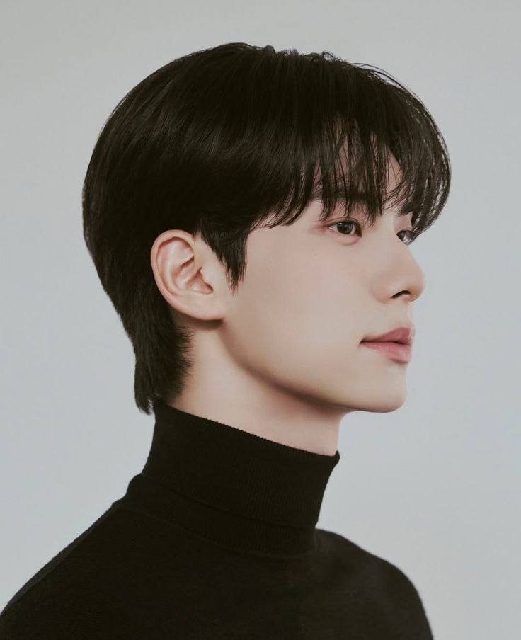 Latest photo of Lee Chaemin