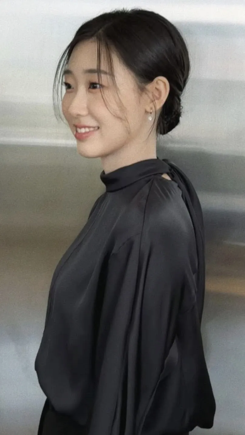 Han Yeji background image recommended by Choeaedol Celeb fandom