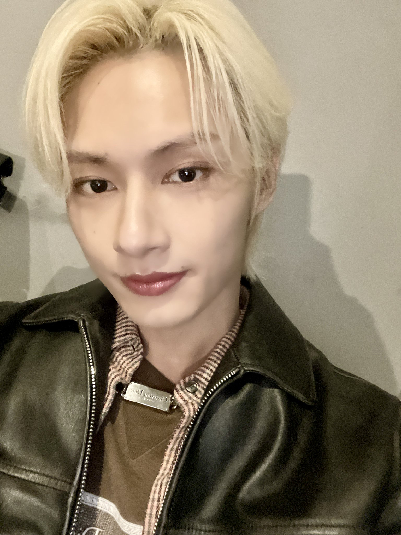 Behind-the-scenes cut of Wen Junhui