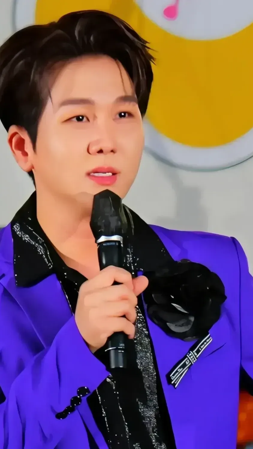 Behind-the-scenes cut of Kim Soochan