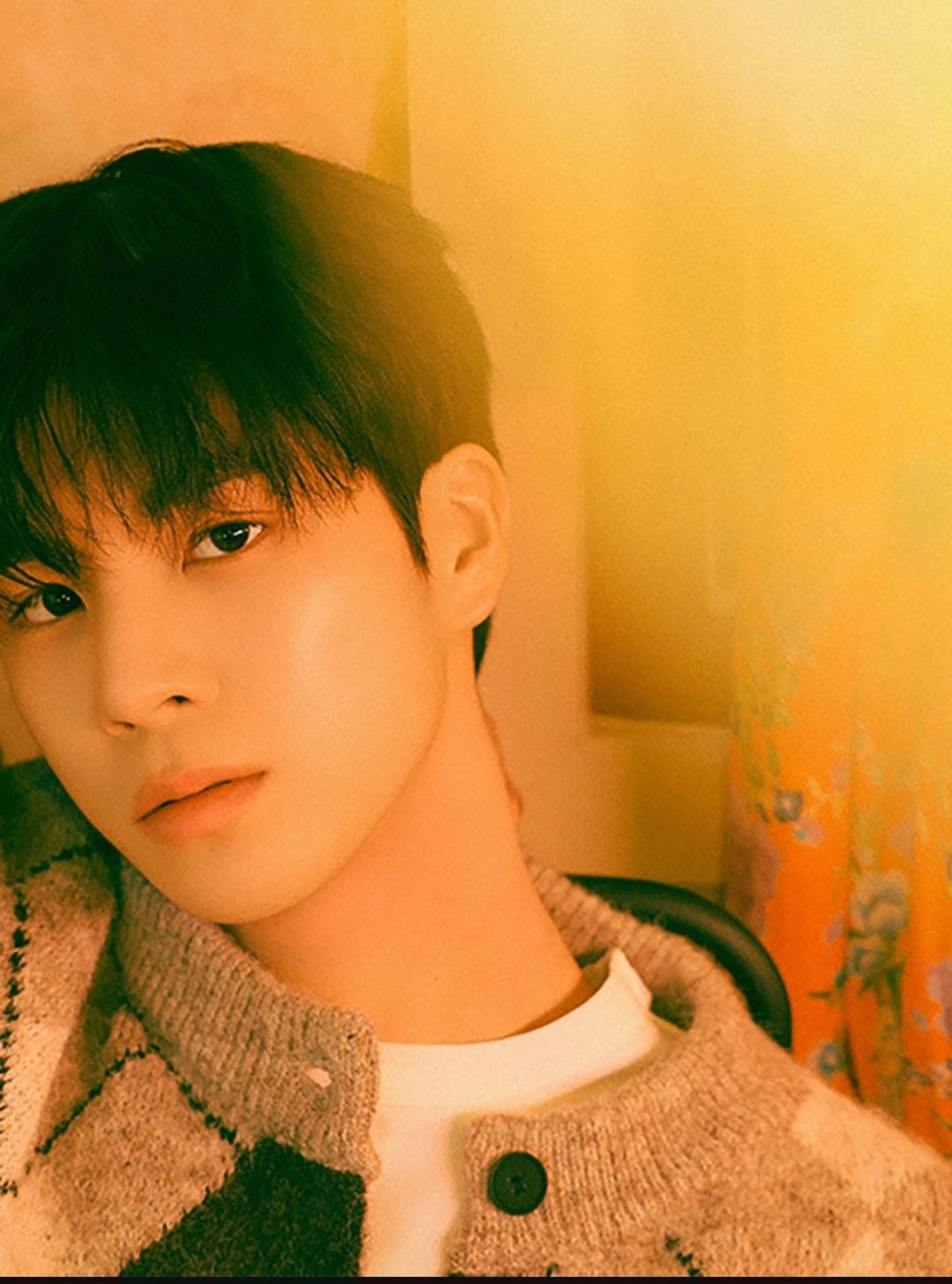 Momen yang diabadikan oleh penggemar Jeong Dongwon