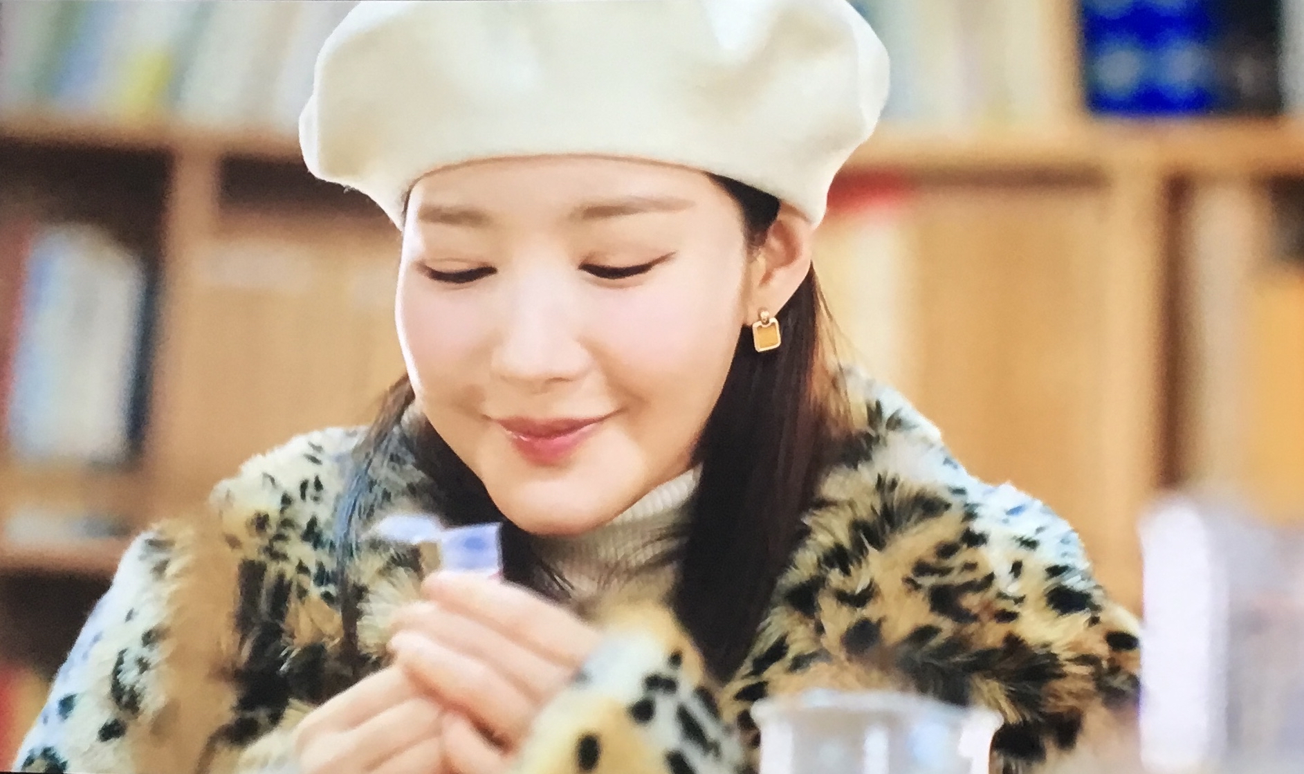 A moment captured by a fan of Park Minyoung